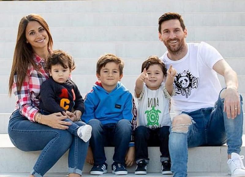 Messi và vợ – Chuyện tình hạnh phúc của cặp đôi thanh mai trúc mã