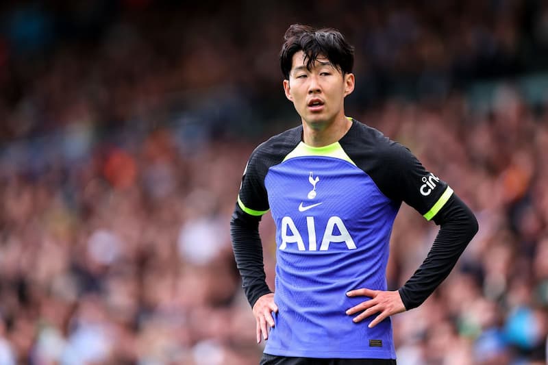 Son Heung-Min khoác lên mình màu áo của Tottenham