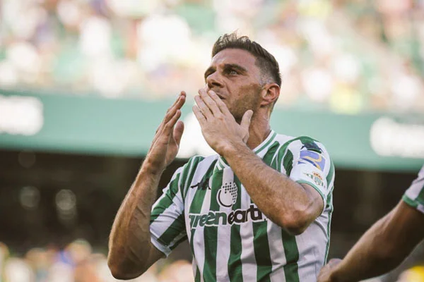 Hình 1: Silvio Piola